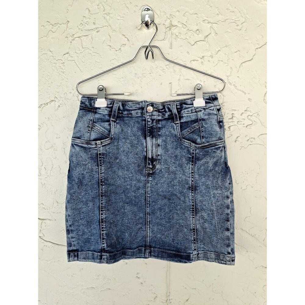 GUESS Women's 29 Acid Wash Stretch Denim Mini Skirt Utility Pockets Blue Y2K